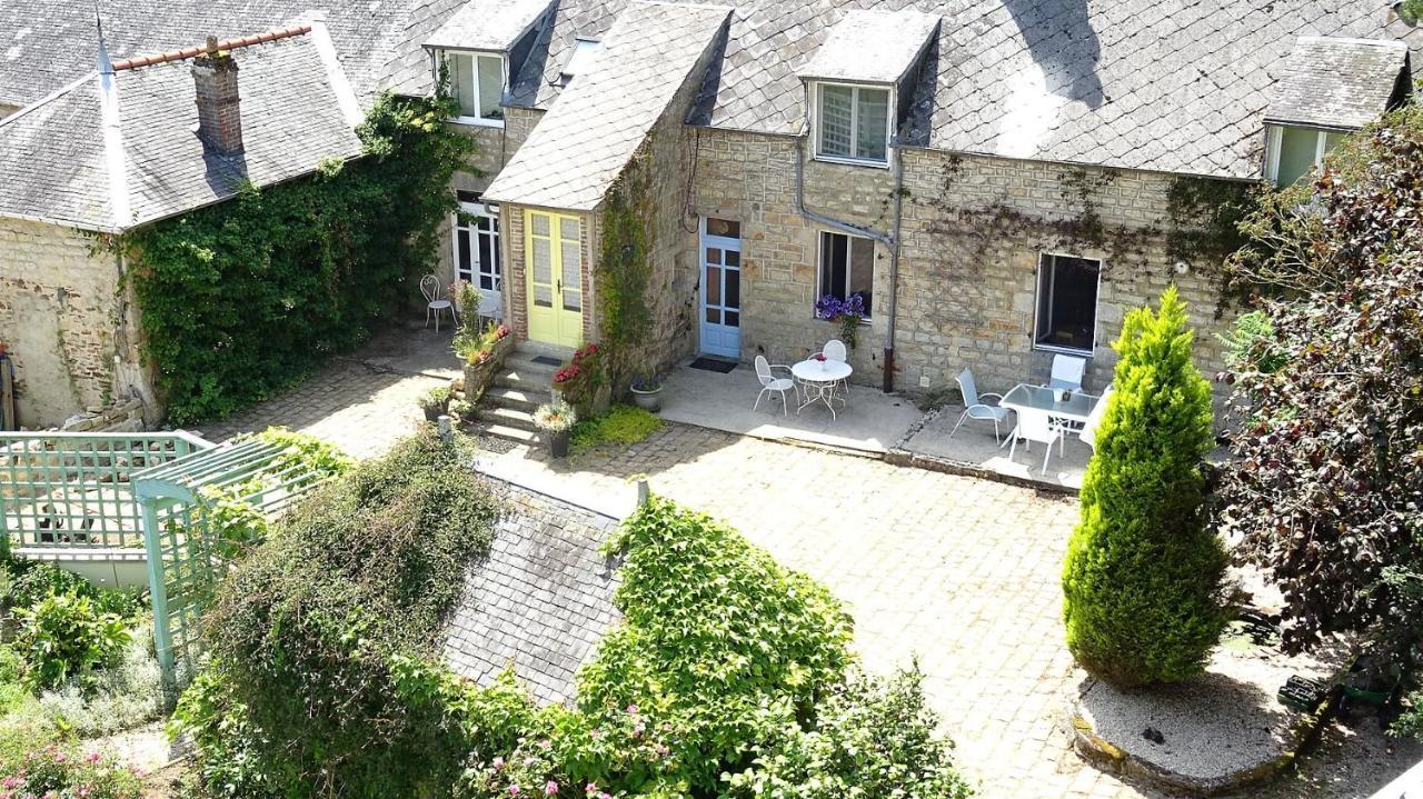 Le Glycine A Manoir Sainte Cecile Apartment Juvigny-Val-d'Andaine Ngoại thất bức ảnh